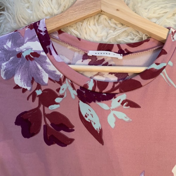 Mauve Flower dress - Picture 3 of 3